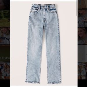 Abercrombie 90s Ultra High Rise Acid Wash